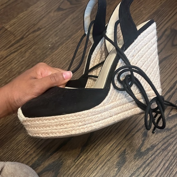 Jessica Simpson - Picture 2 of 3